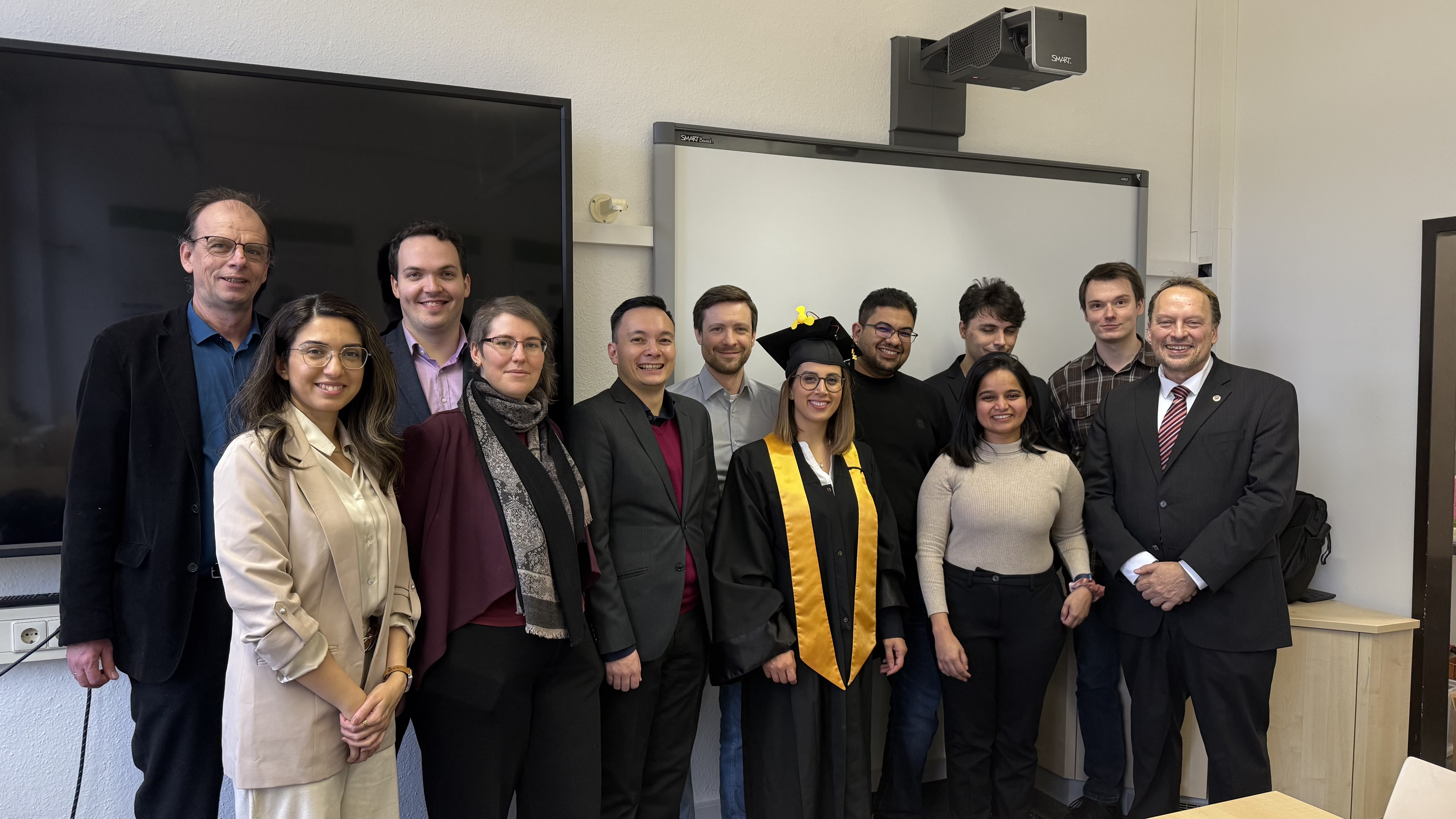 Congratulations to our VSR member Mahda Noura for her successful PhD defense